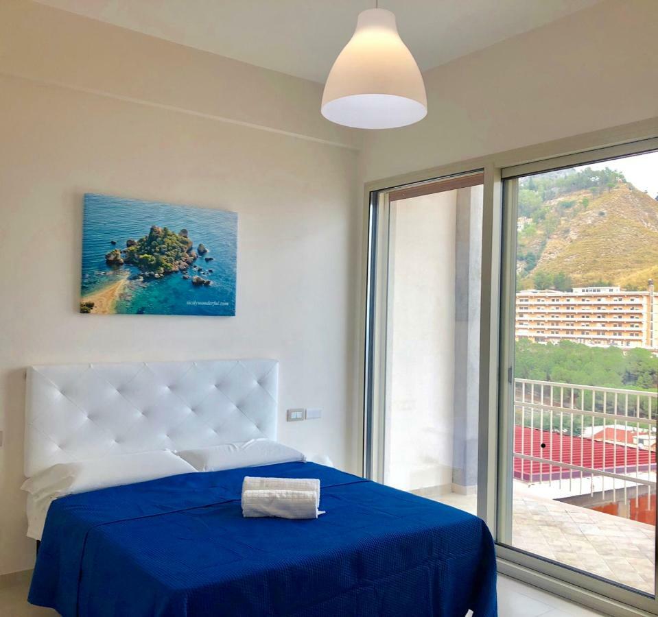 Apartamento Taormina Wonderful Solarium Giardini-Naxos Exterior foto